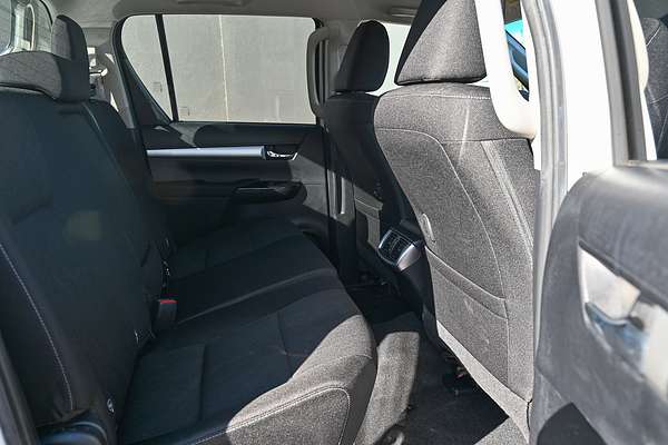 2020 Toyota Hilux SR5 GUN126R 4X4