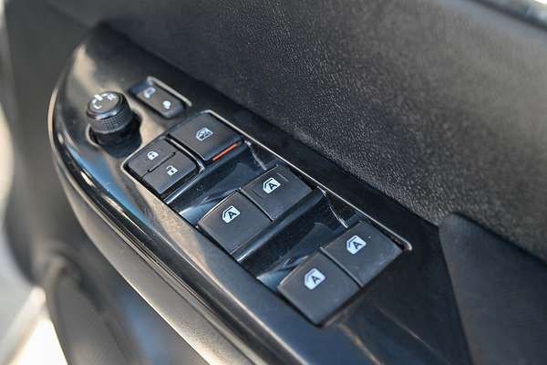 2020 Toyota Hilux SR5 GUN126R 4X4