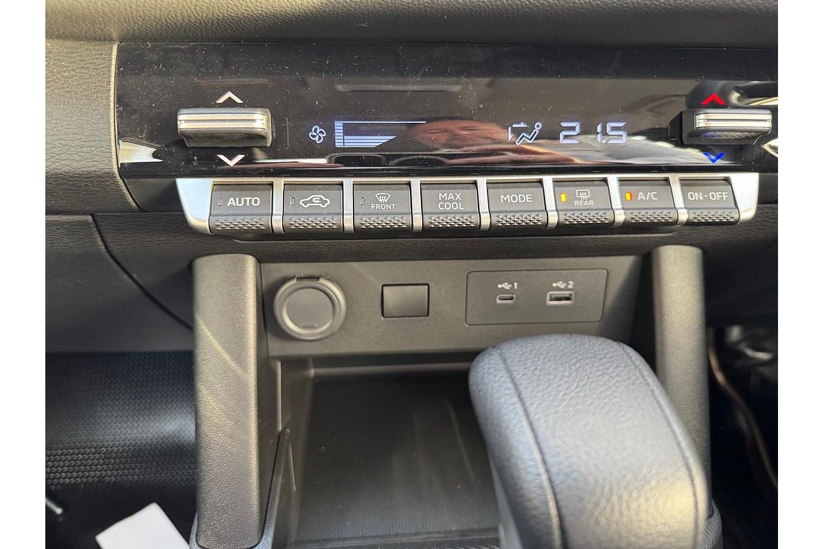2025 Mitsubishi Triton GLX MV 4X4