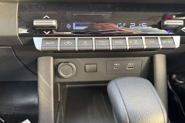 2025 Mitsubishi Triton GLX MV 4X4