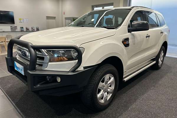 2016 Ford Everest Ambiente UA 3.2L