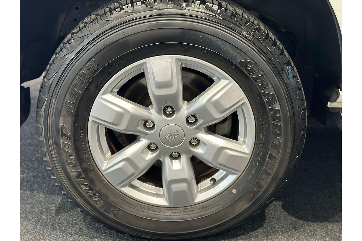 2016 Ford Everest Ambiente UA 3.2L