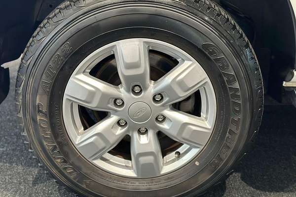 2016 Ford Everest Ambiente UA 3.2L