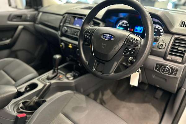 2016 Ford Everest Ambiente UA 3.2L