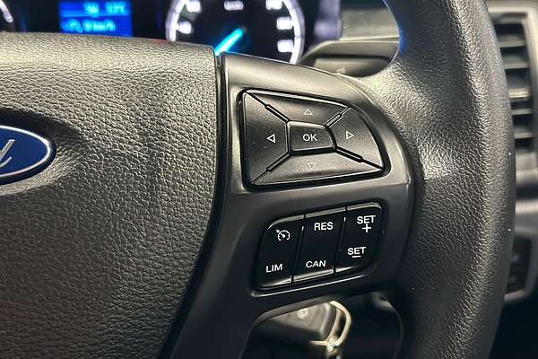 2016 Ford Everest Ambiente UA 3.2L