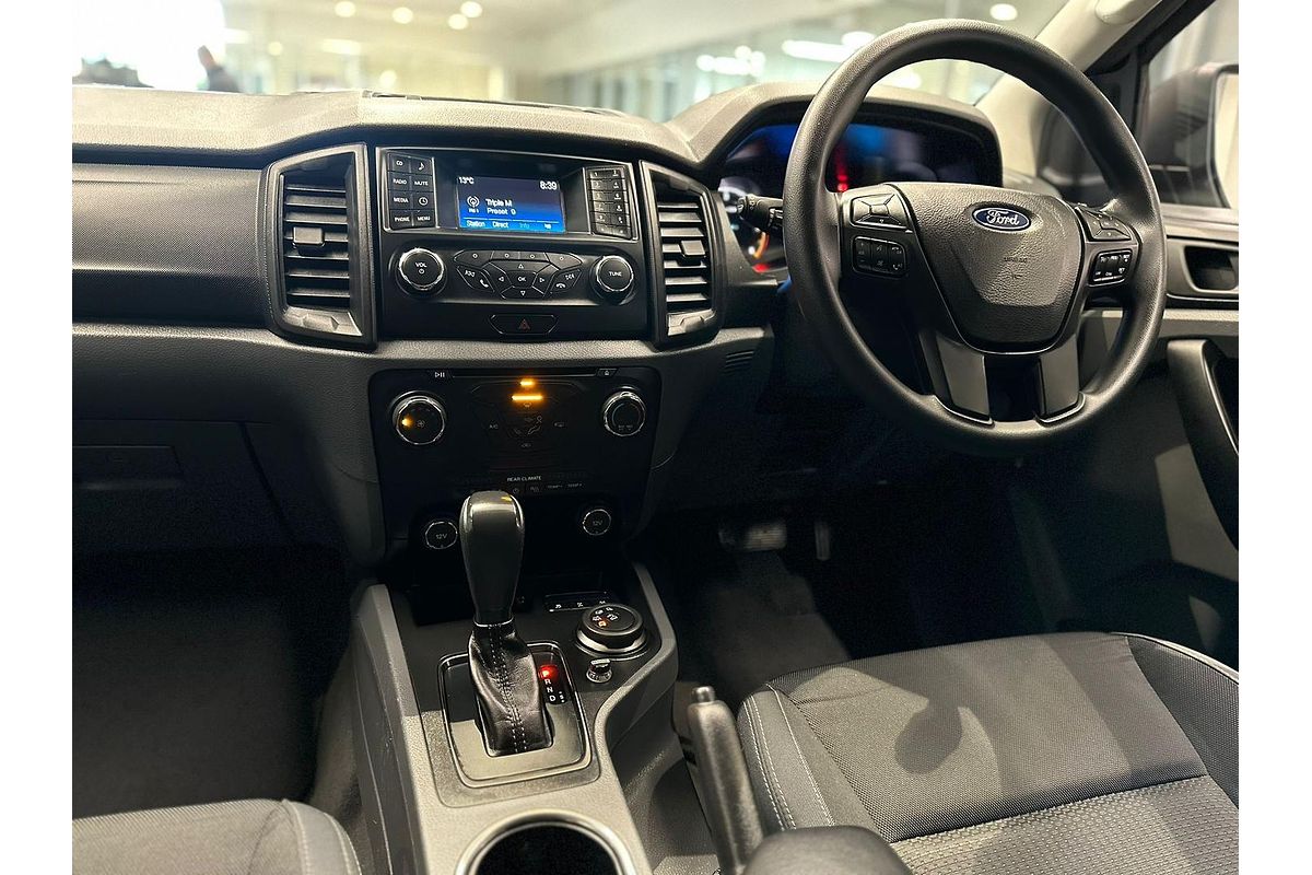 2016 Ford Everest Ambiente UA 3.2L