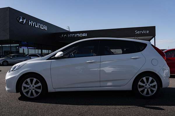 2019 Hyundai Accent Sport RB6