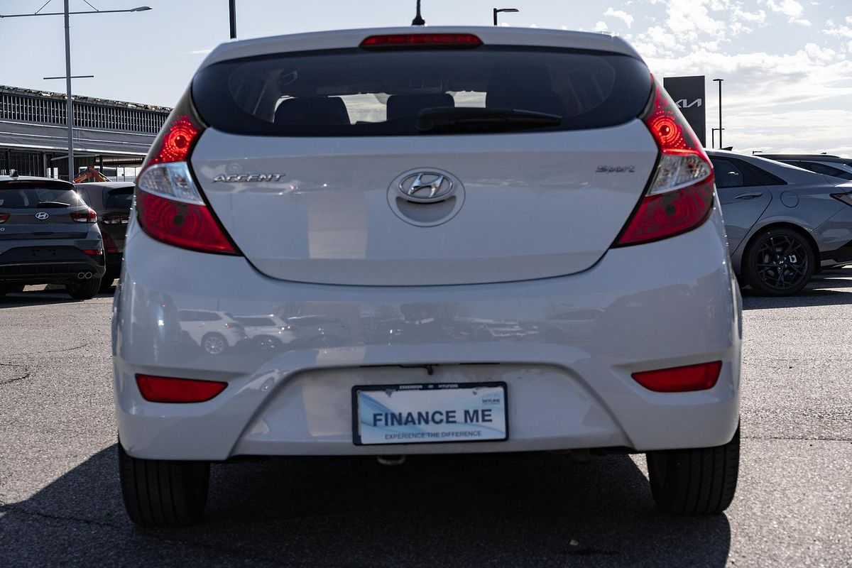 2019 Hyundai Accent Sport RB6