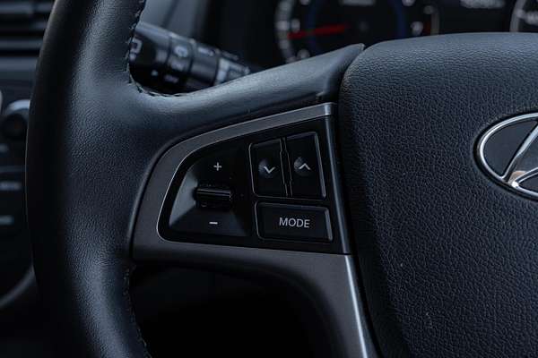 2019 Hyundai Accent Sport RB6