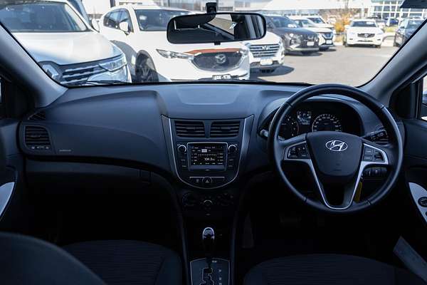 2019 Hyundai Accent Sport RB6