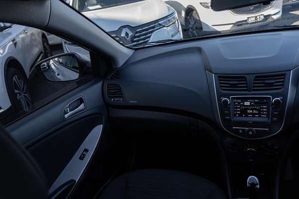 2019 Hyundai Accent Sport RB6