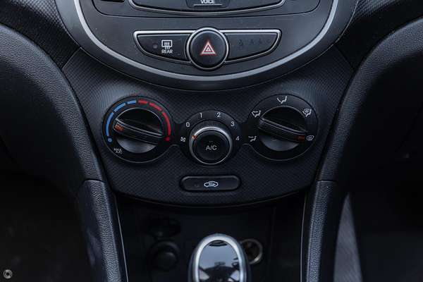 2019 Hyundai Accent Sport RB6