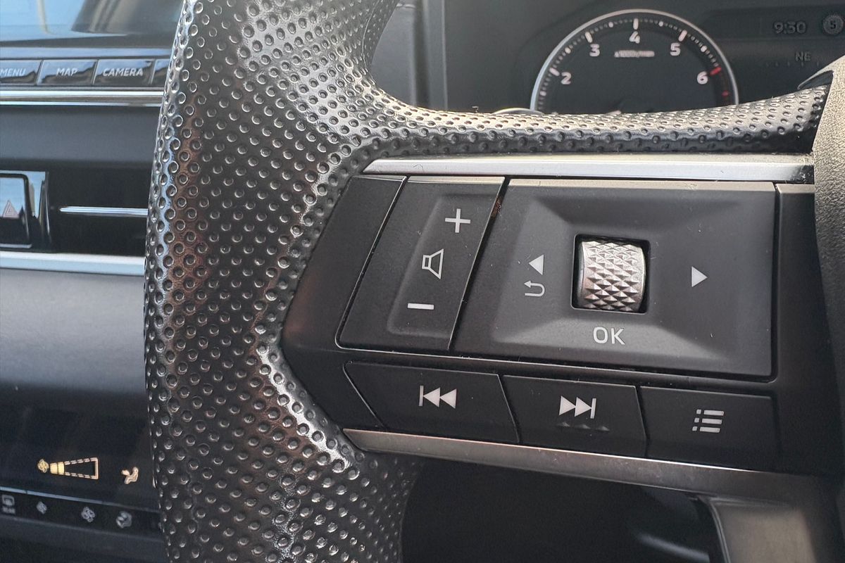 2022 Mitsubishi Outlander ES ZM