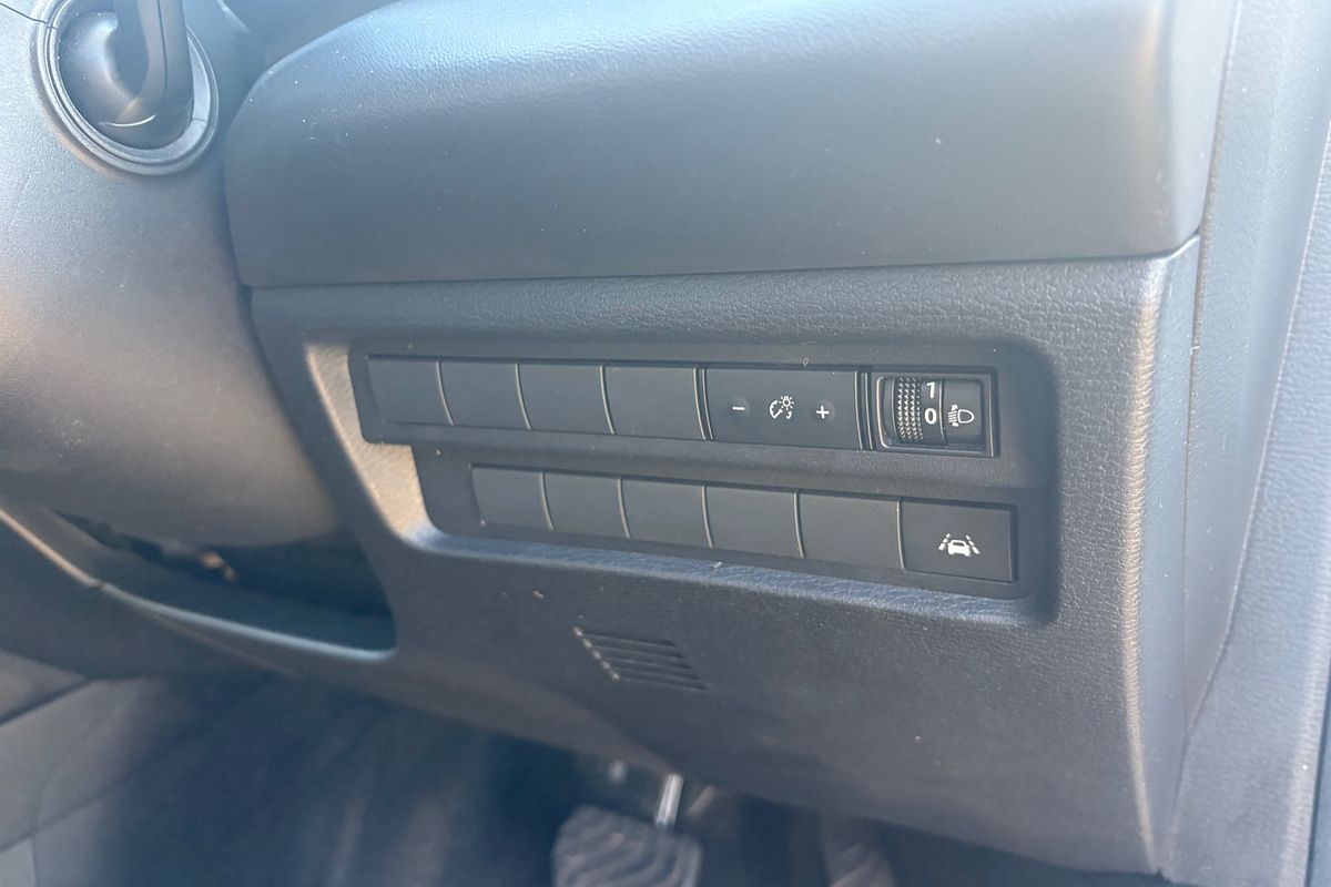 2022 Mitsubishi Outlander ES ZM