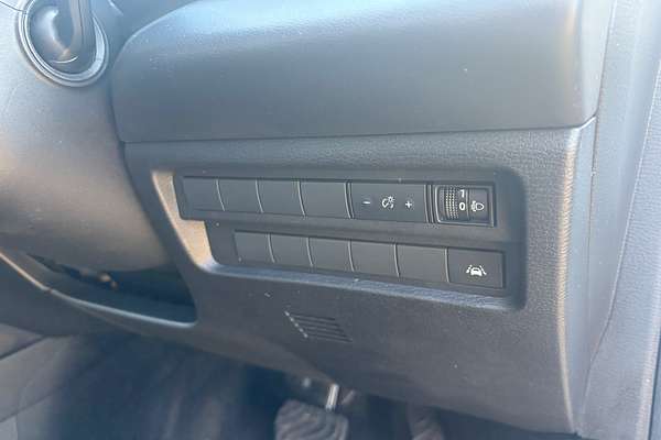 2022 Mitsubishi Outlander ES ZM