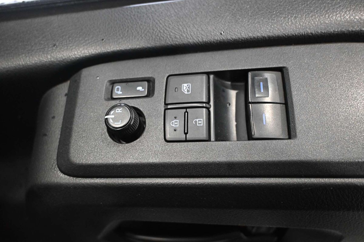 2020 Toyota Hiace GDH300R LWB