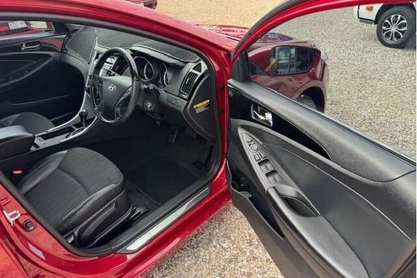 2011 Hyundai i45 Elite YF