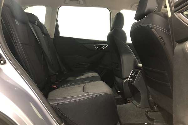 2018 Subaru Forester 2.5i S5