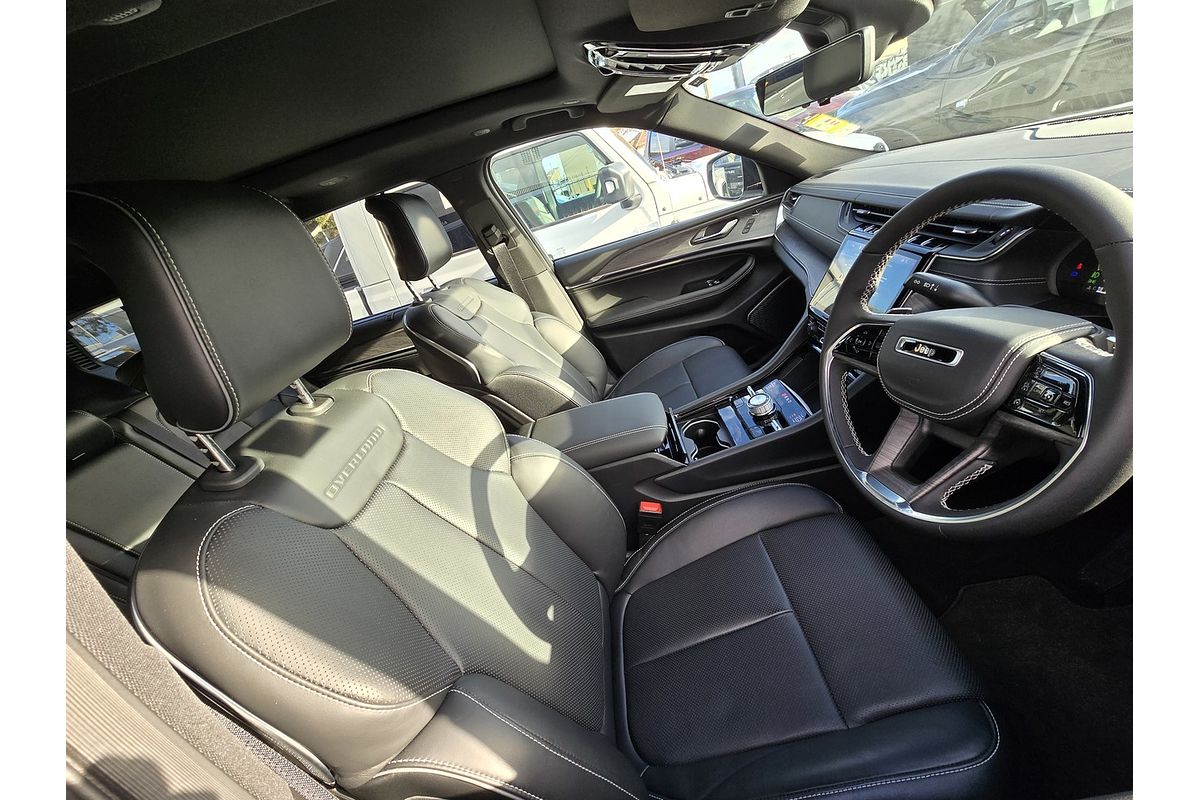2023 Jeep Grand Cherokee Overland WL