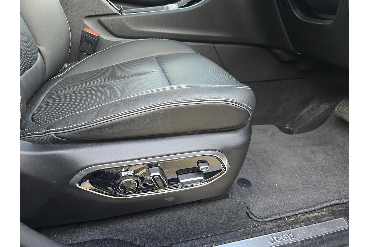 2023 Jeep Grand Cherokee Overland WL