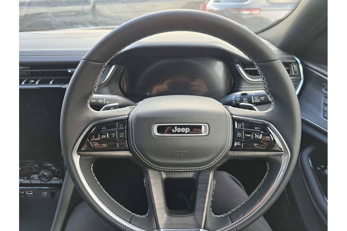 2023 Jeep Grand Cherokee Overland WL