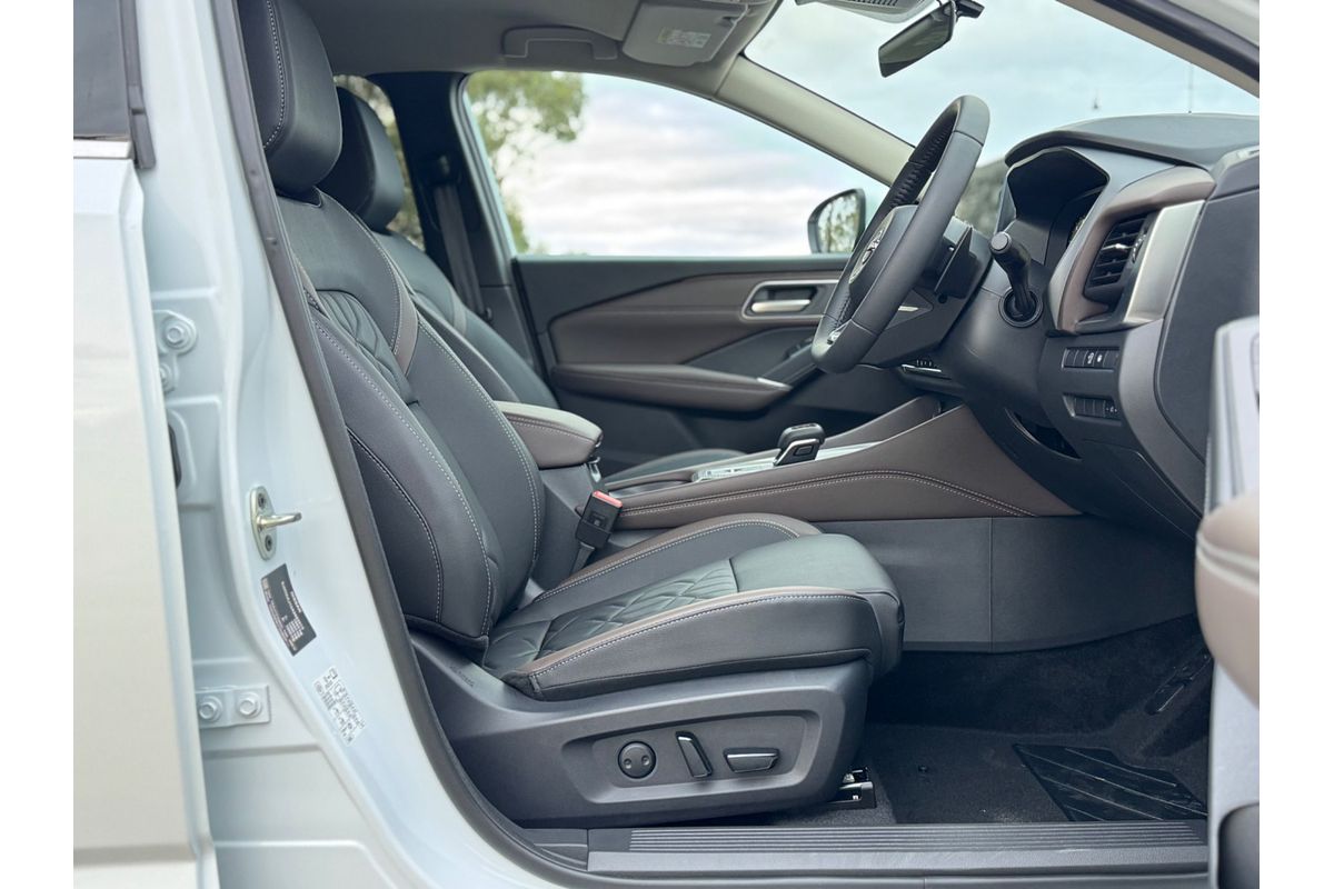 2025 Nissan QASHQAI Ti J12