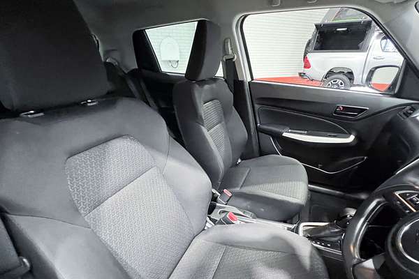 2018 Suzuki Swift GL Navigator AZ