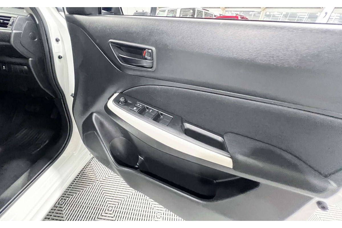 2018 Suzuki Swift GL Navigator AZ