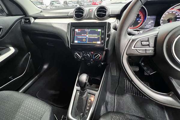 2018 Suzuki Swift GL Navigator AZ