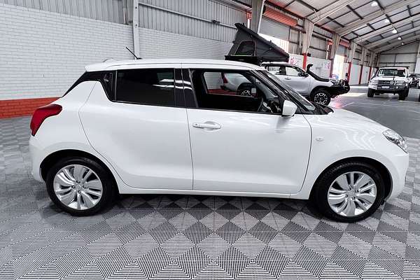 2018 Suzuki Swift GL Navigator AZ