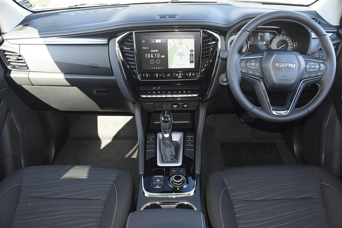 2025 Isuzu MU-X LS-U