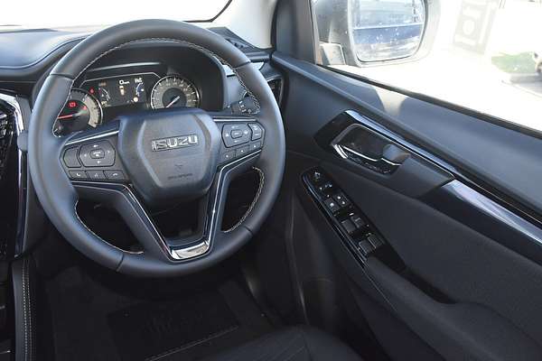 2025 Isuzu MU-X LS-U