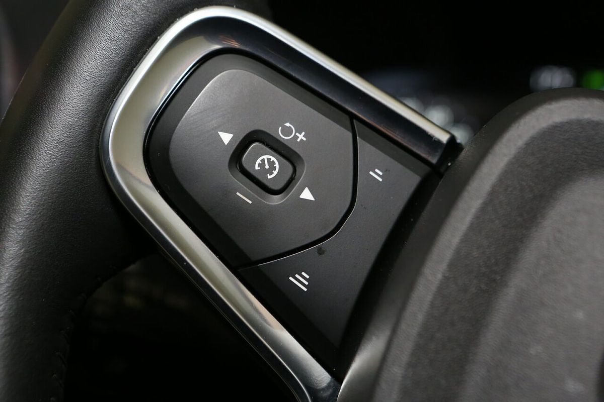 2021 Volvo XC40 T4 Inscription