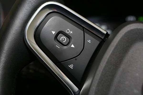 2021 Volvo XC40 T4 Inscription