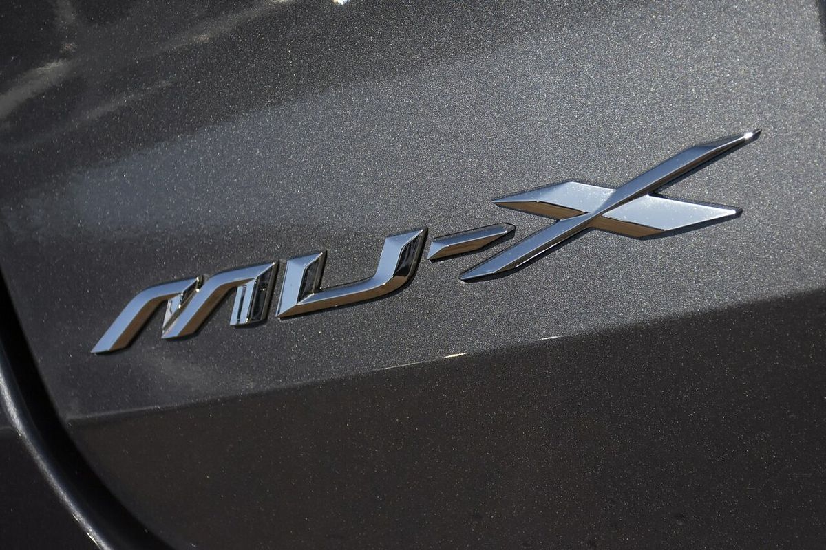 2025 Isuzu MU-X LS-U
