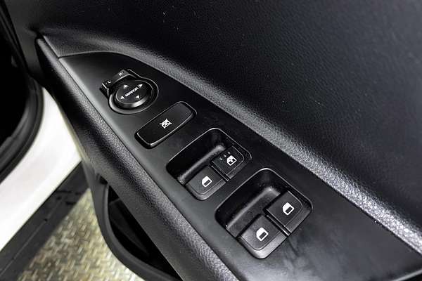 2022 Kia Stonic S YB