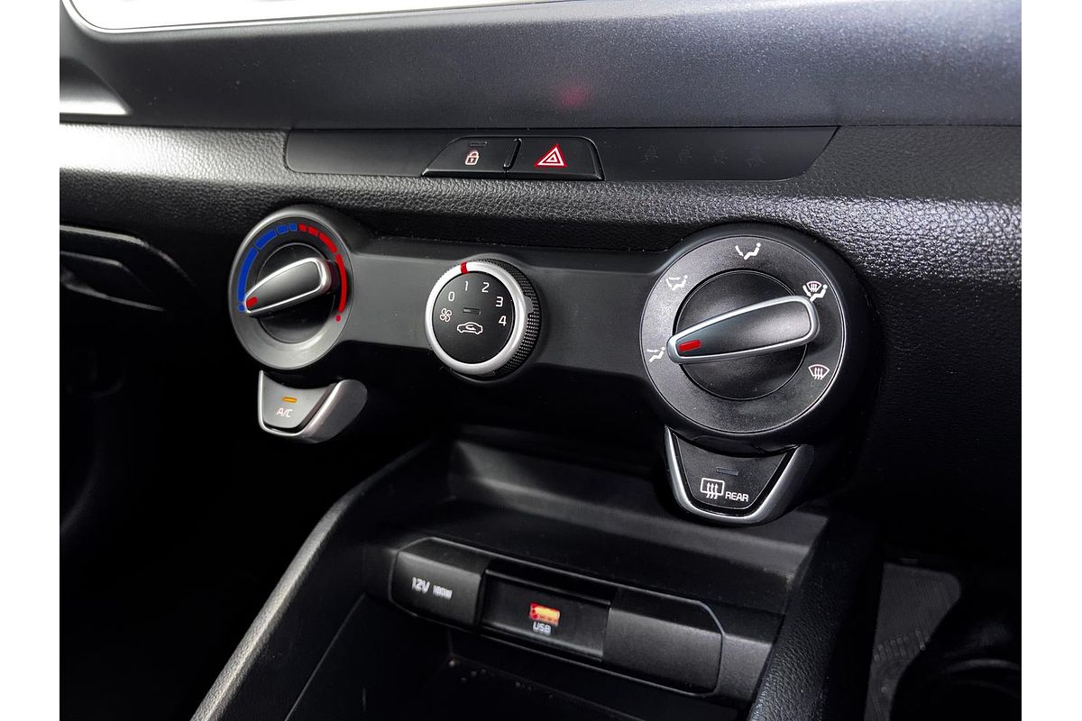 2022 Kia Stonic S YB