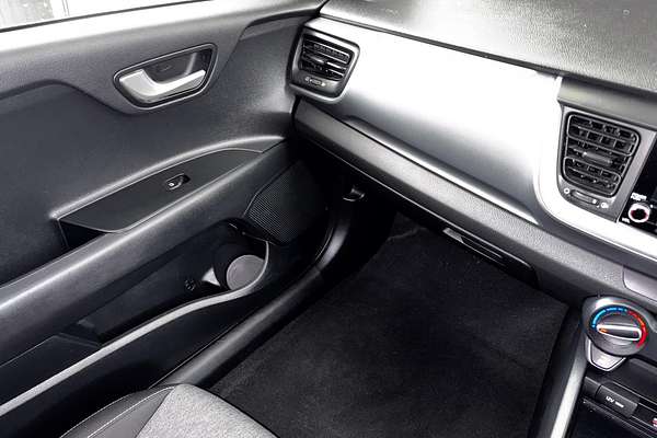 2022 Kia Stonic S YB