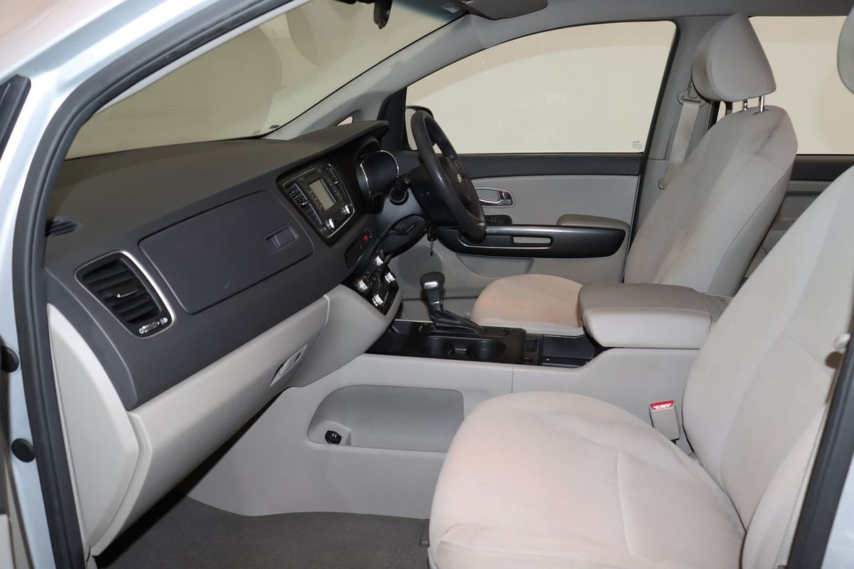 2018 Kia Carnival S YP