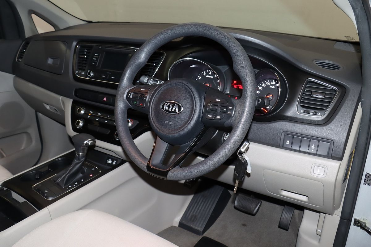 2018 Kia Carnival S YP