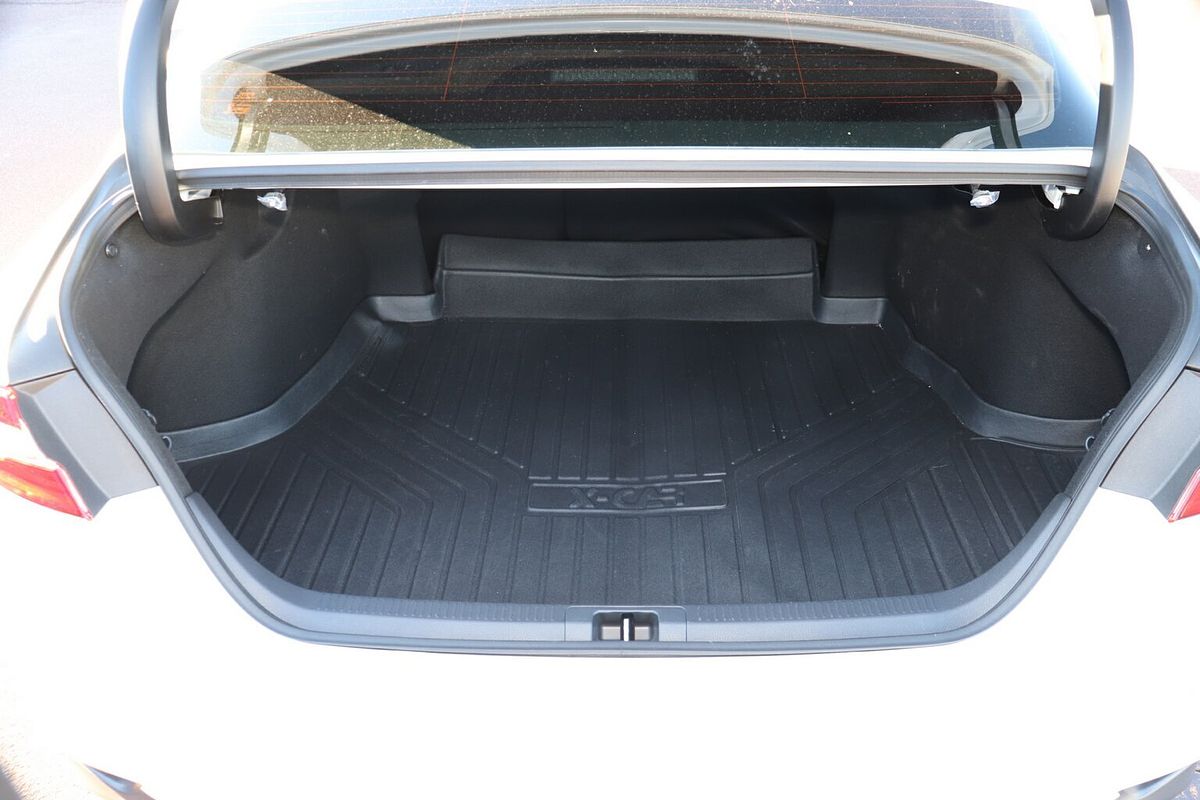 2024 Toyota Camry Ascent AXVH70R