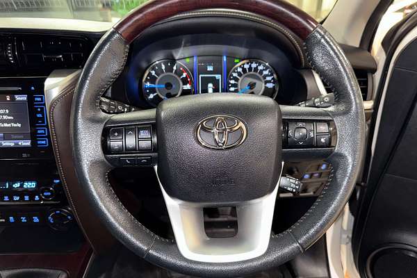 2016 Toyota Fortuner Crusade GUN156R