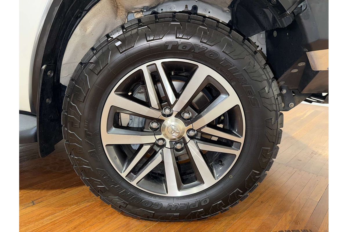 2016 Toyota Fortuner Crusade GUN156R
