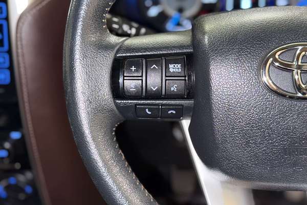 2016 Toyota Fortuner Crusade GUN156R