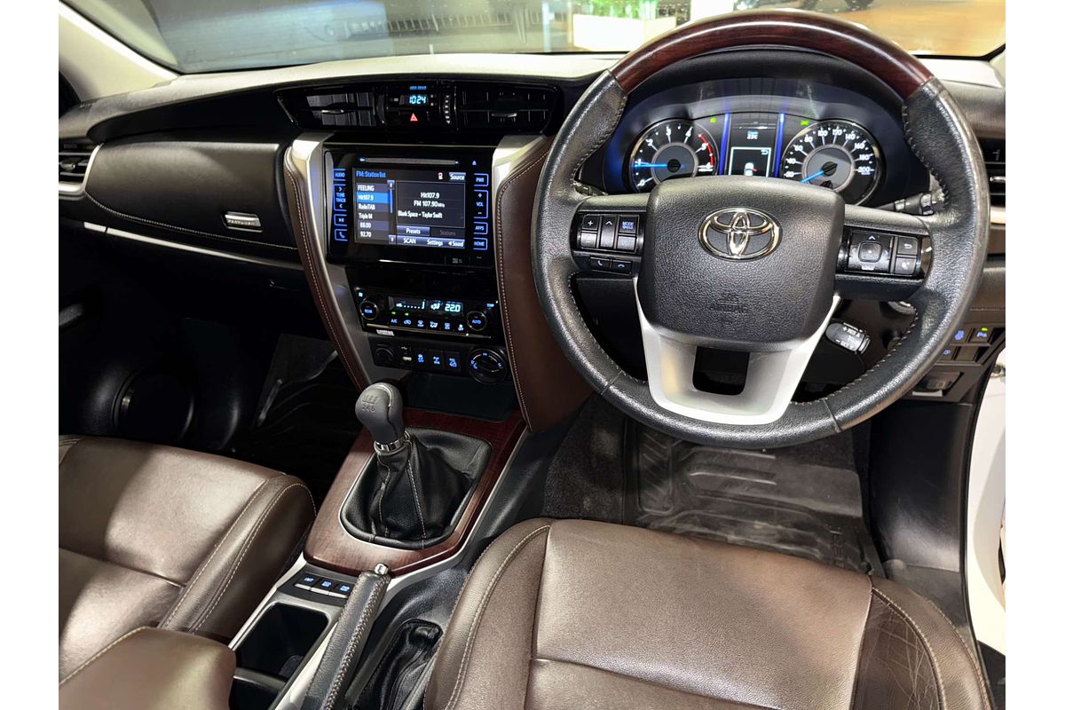 2016 Toyota Fortuner Crusade GUN156R
