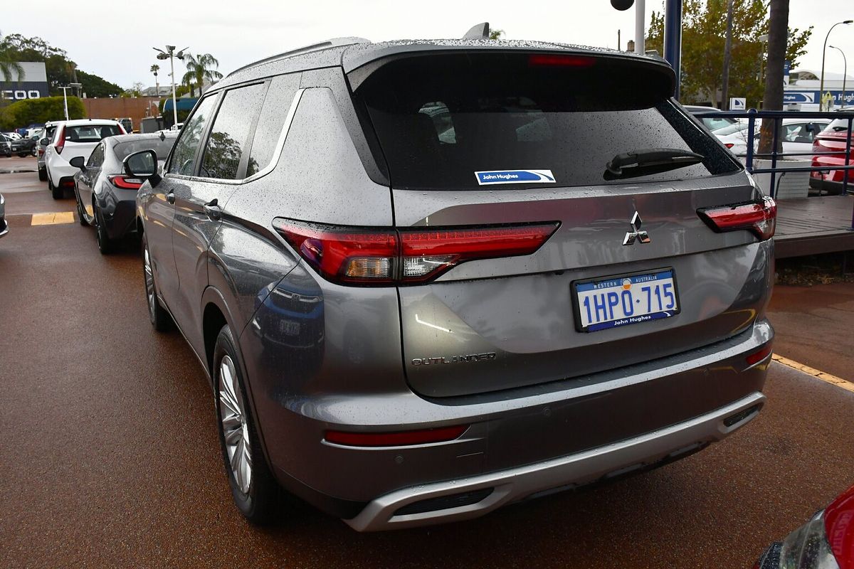 2022 Mitsubishi Outlander LS ZM