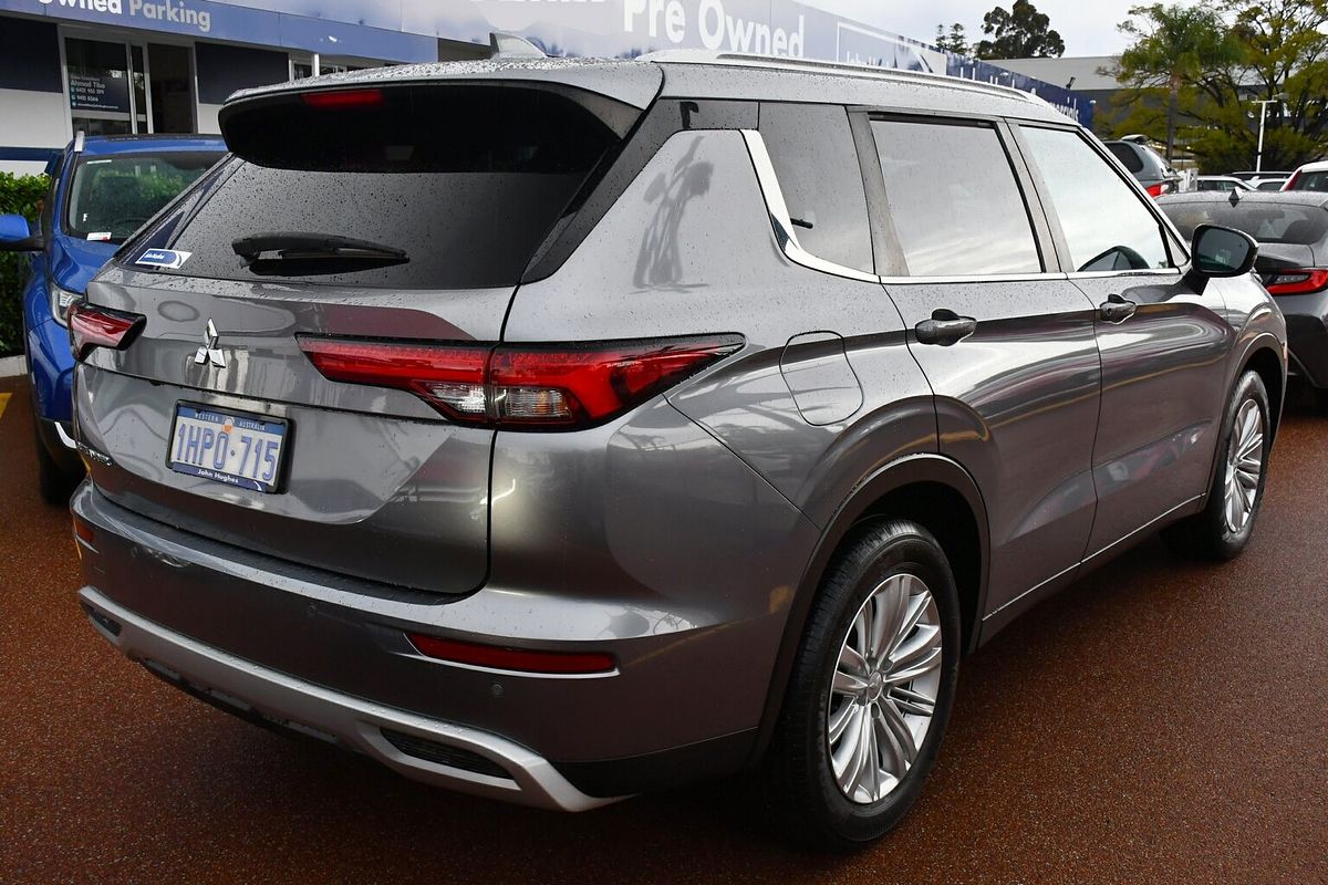 2022 Mitsubishi Outlander LS ZM