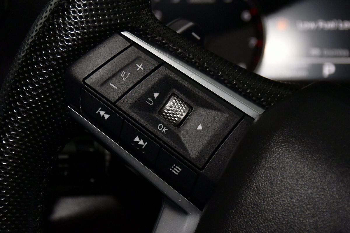 2022 Mitsubishi Outlander LS ZM