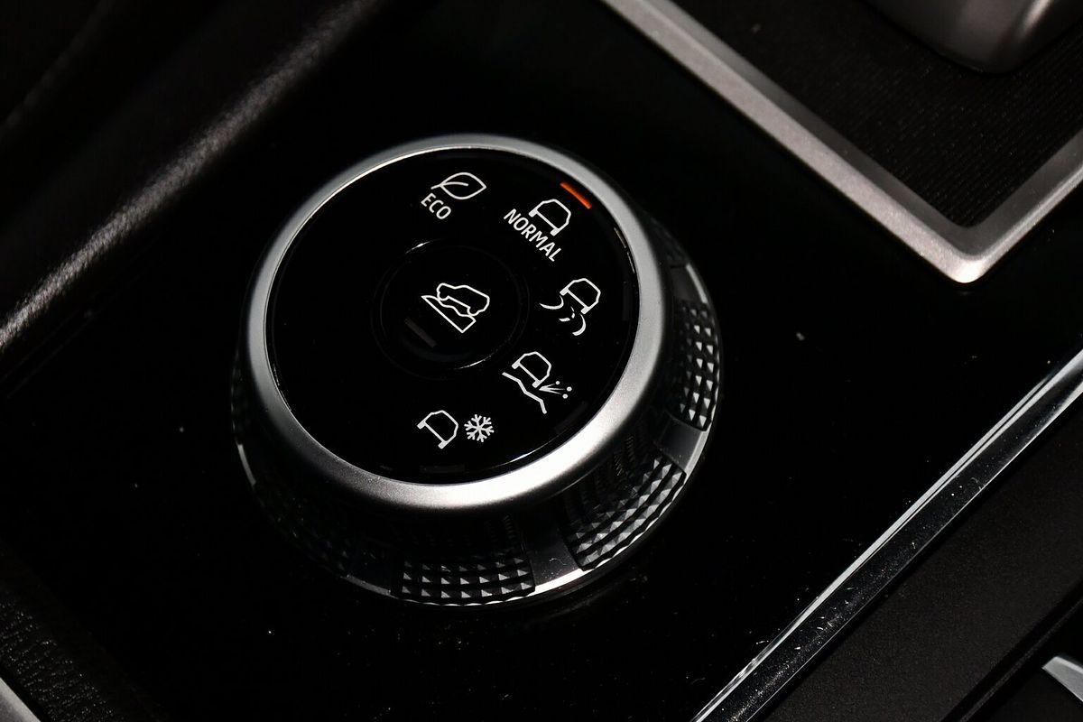 2022 Mitsubishi Outlander LS ZM
