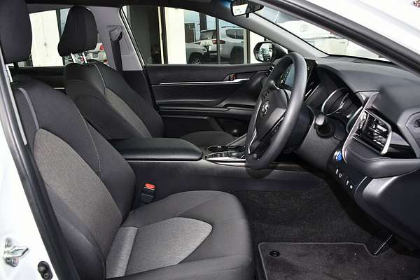 2024 Toyota Camry Ascent AXVH70R